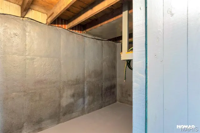 $1,450 | 8246 Montreal Drive, St. Louis, MO 63132