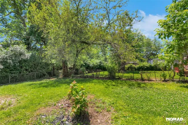 $1,450 | 8246 Montreal Drive, St. Louis, MO 63132