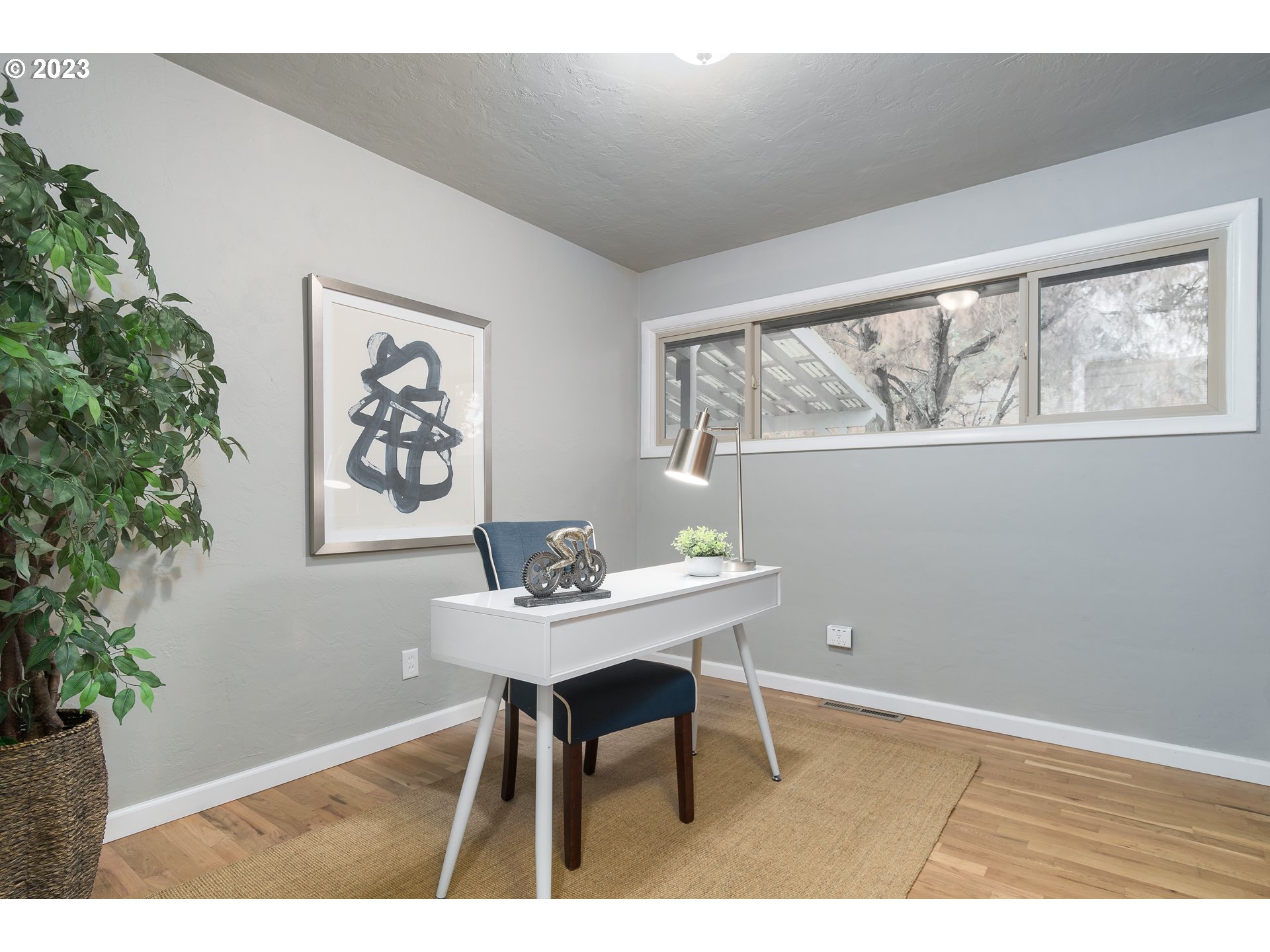 1730 Market Street Springfield, OR 97477 - Photo 22 of 43 a view of a workspace with furniture