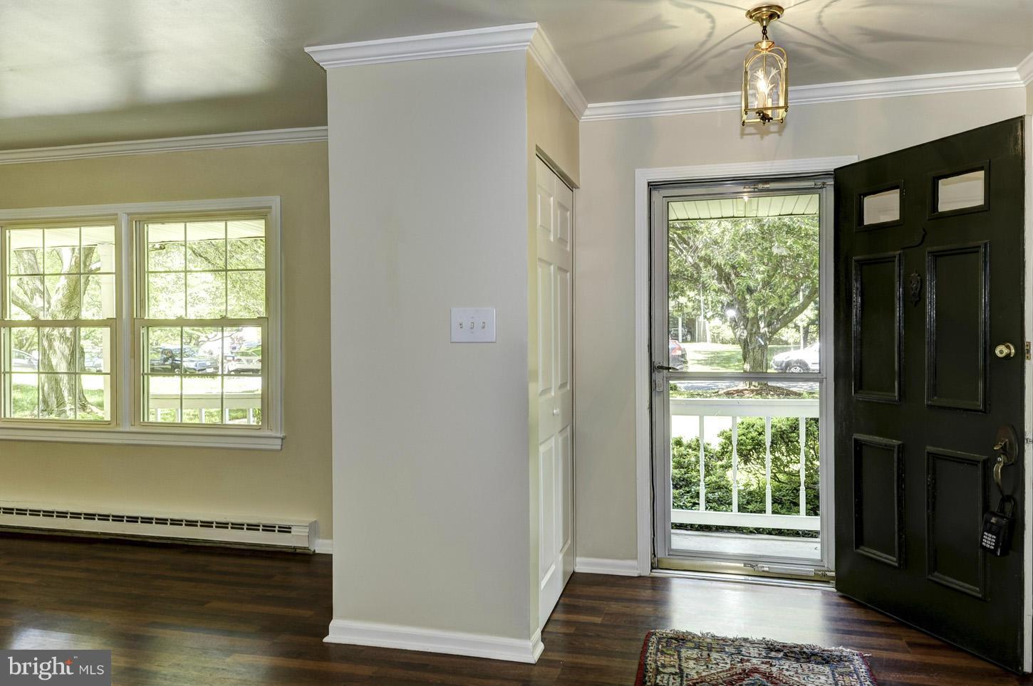 11317 Rambling Road Gaithersburg, MD 20879 - Photo 2 of 27 Bright Entry Foyer