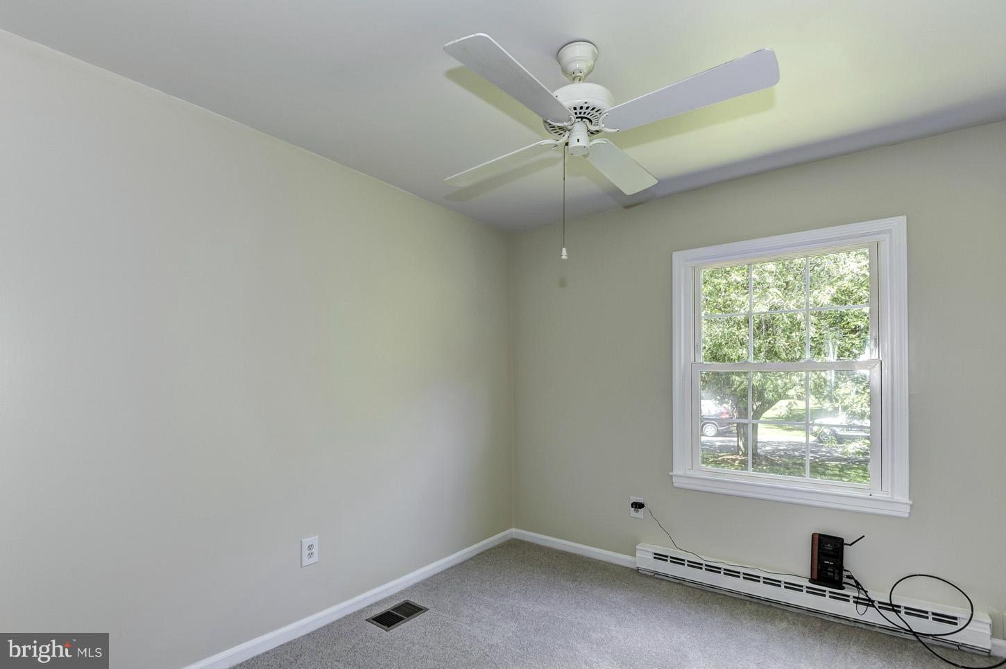 11317 Rambling Road Gaithersburg, MD 20879 - Photo 23 of 27 Bedroom
