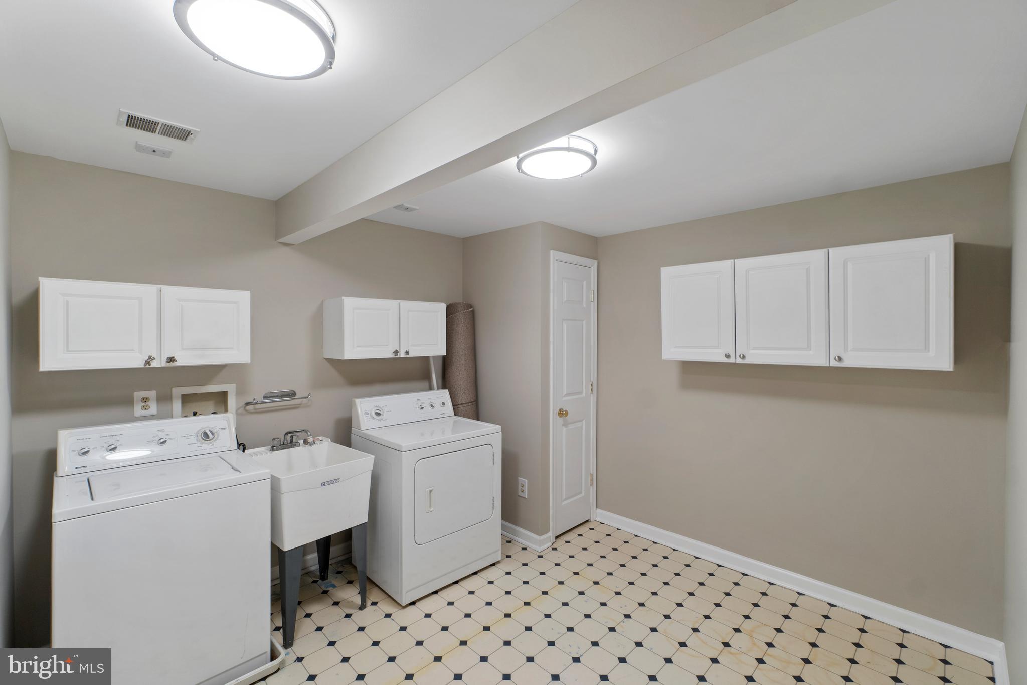 21163 Crocus Terrace Ashburn, VA 20147 - Photo 26 of 33