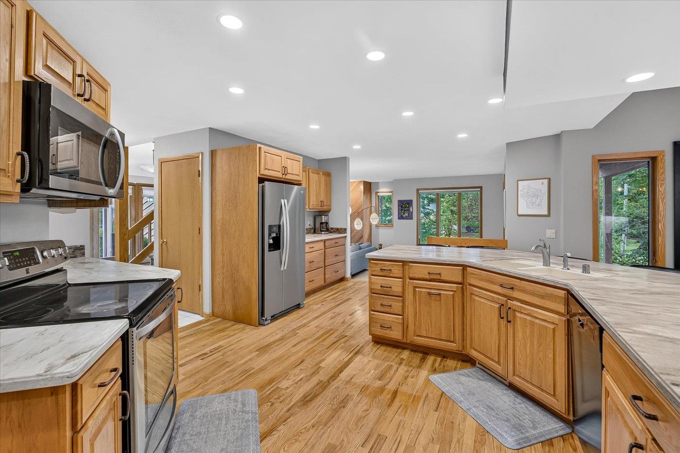6130 Old Middleton Road Madison, WI 53705 - Photo 27 of 85 Gallery Image 27