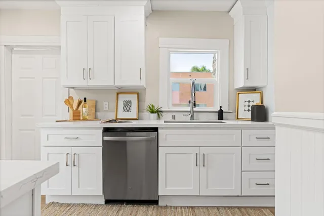 $995,000 | 551 53rd Street, Oakland, CA 94609