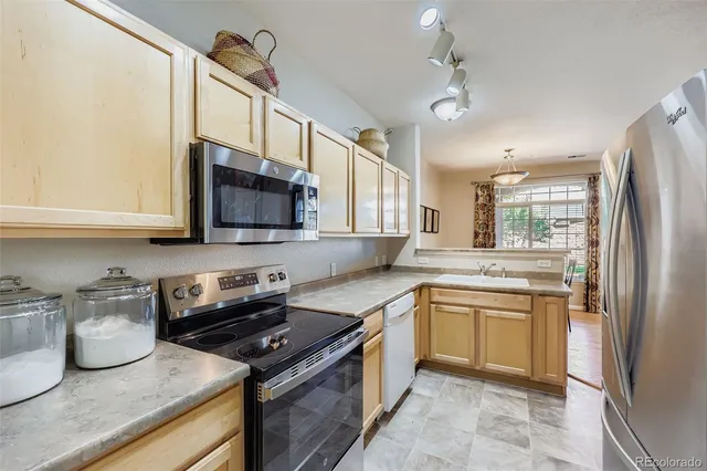 $307,000 | 479 Black Feather Loop, Unit 301, Castle Rock, CO 80104