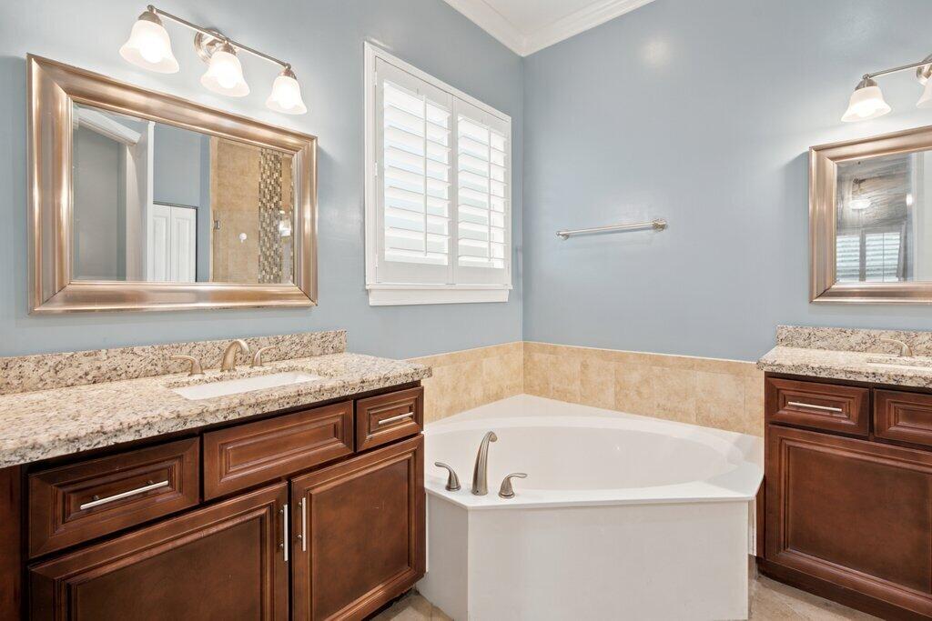 18310 42nd Road North The Acreage, FL 33470 - Photo 21 of 47 18310 42nd Rd N-16.jpg-SMALL