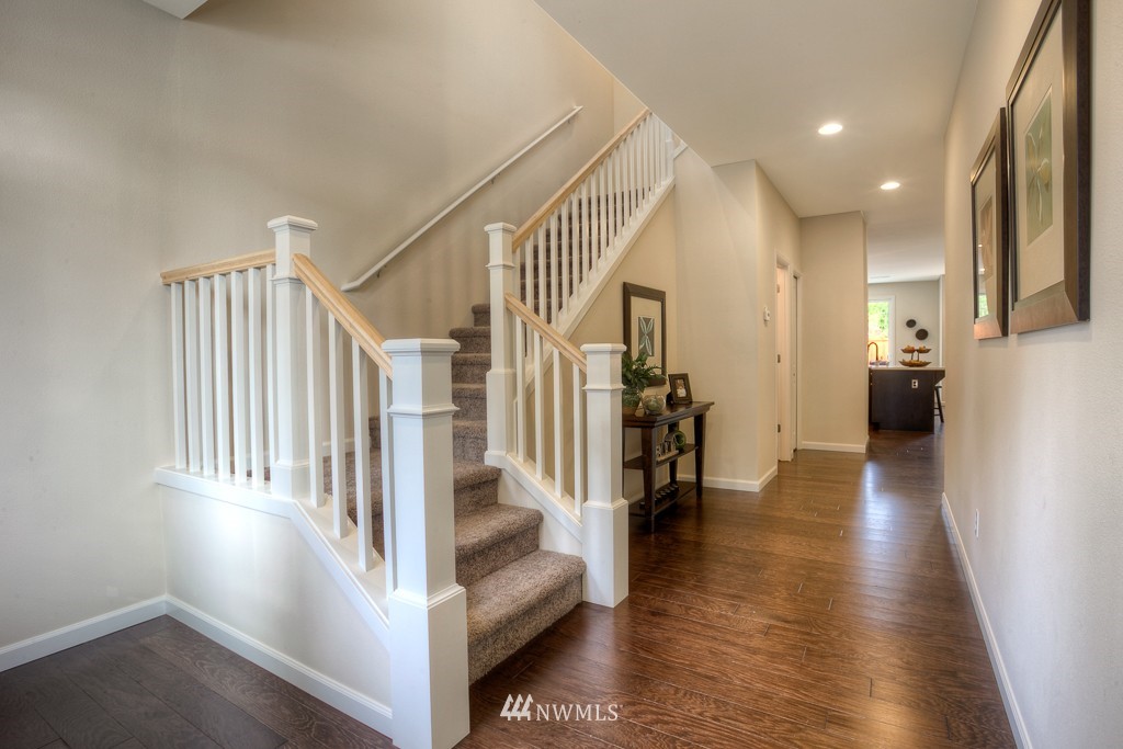 3429 195th Place Southeast, Unit 2 Bothell, WA 98012 - Photo 2 of 17 Gallery Image 2