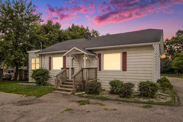 $415,000 | 3419 West Michigan Avenue, Kalamazoo, MI 49006