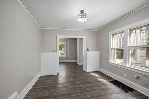 $415,000 | 3419 West Michigan Avenue, Kalamazoo, MI 49006