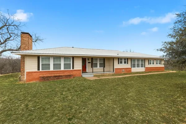 $345,000 | 9820 Fm 2451, Scurry, TX 75158