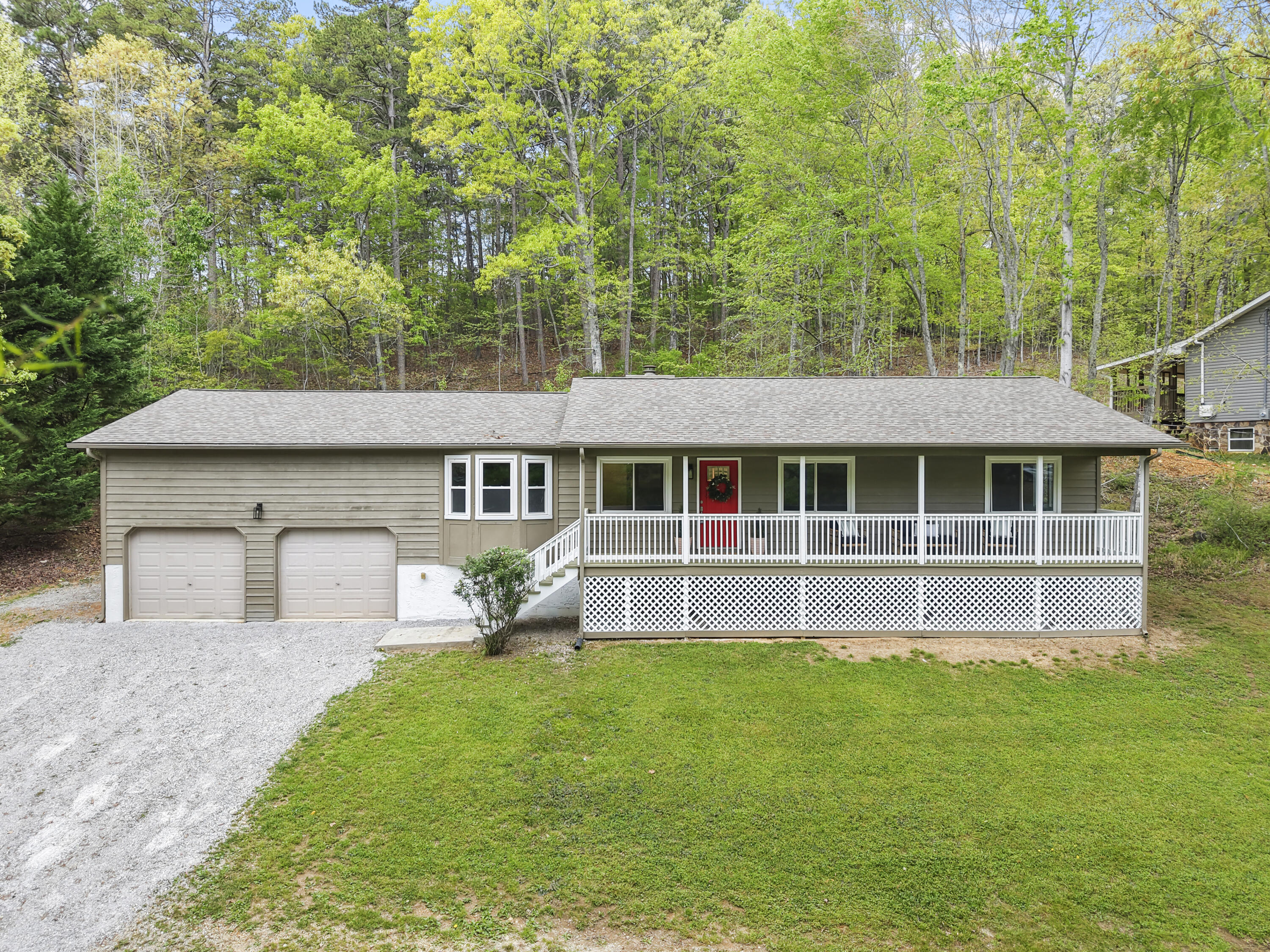 DJI_20250411171436_0114_D[8000]