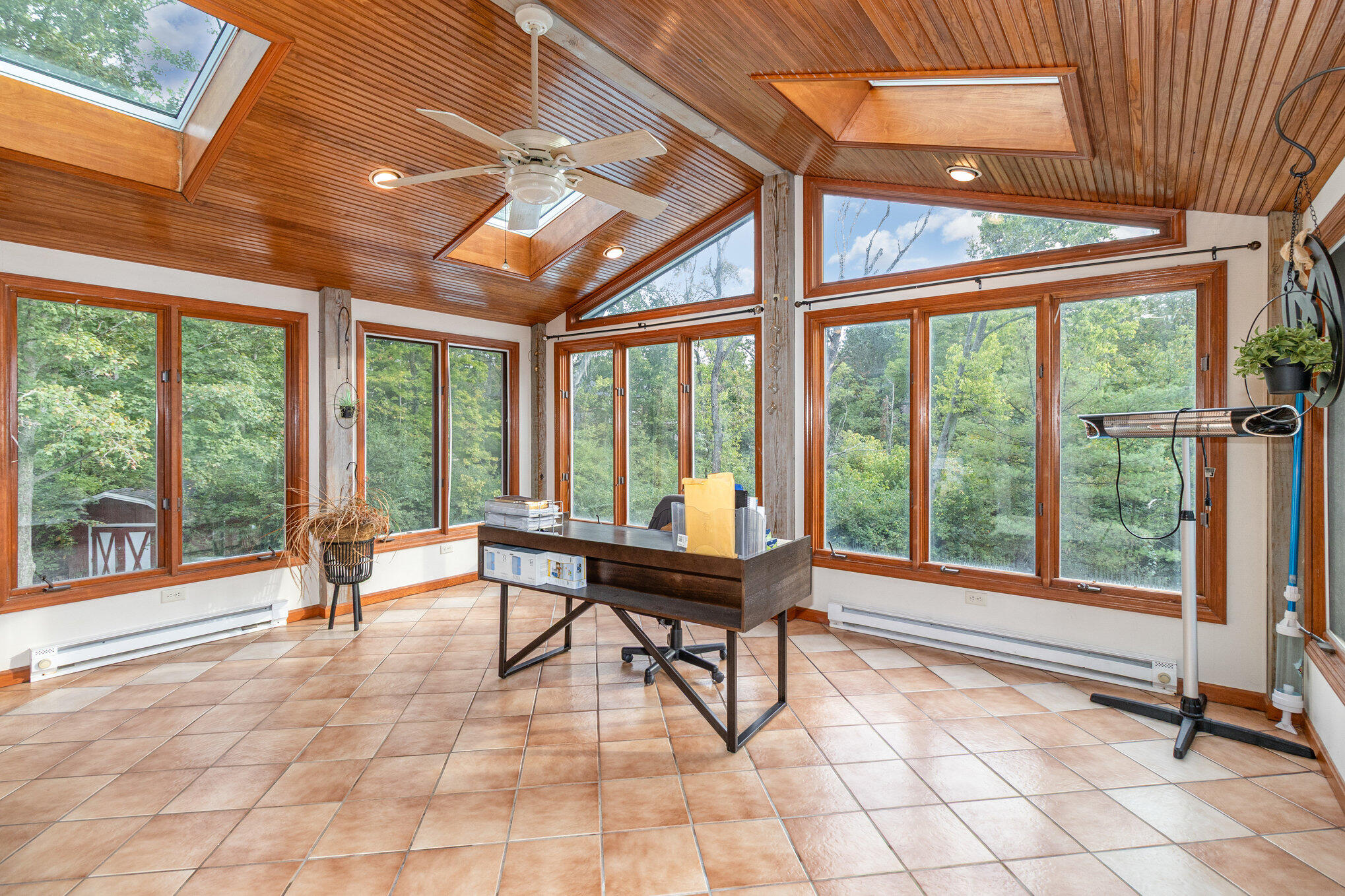 3289 Waymans Branch Road Latonia, KY 41015 - Photo 5 of 38 Gallery Image 5