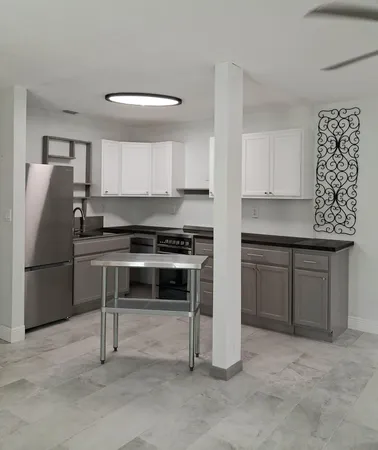 $1,400 | 1225 Northwest 21st Street, Unit 211, Stuart, FL 34994