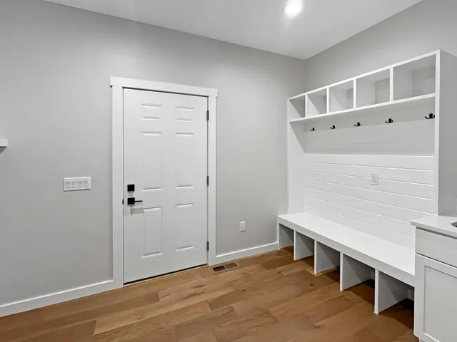 $899,000 | 25-75 Lake Carroll Boulevard, Lake Carroll, IL 61046