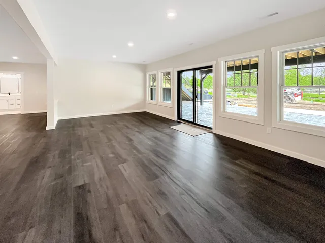 $899,000 | 25-75 Lake Carroll Boulevard, Lake Carroll, IL 61046