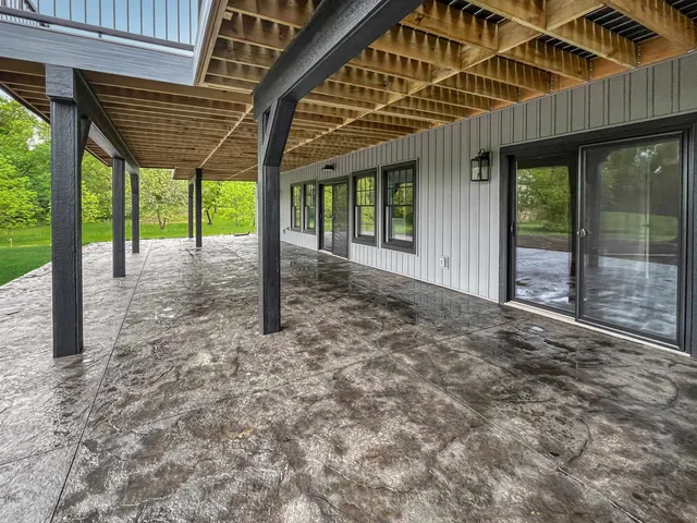 $899,000 | 25-75 Lake Carroll Boulevard, Lake Carroll, IL 61046