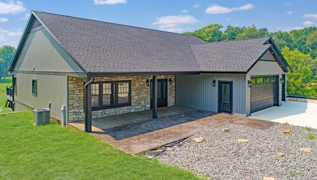 $899,000 | 25-75 Lake Carroll Boulevard, Lake Carroll, IL 61046