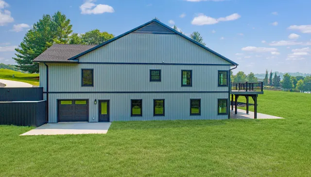 $899,000 | 25-75 Lake Carroll Boulevard, Lake Carroll, IL 61046