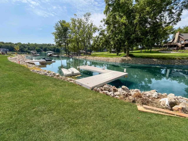 $899,000 | 25-75 Lake Carroll Boulevard, Lake Carroll, IL 61046