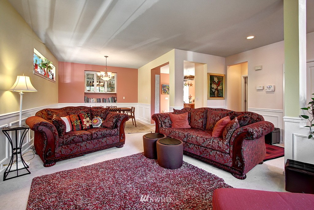 16842 164th Way Southeast Renton, WA 98058 - Photo 5 of 25 Gallery Image 5