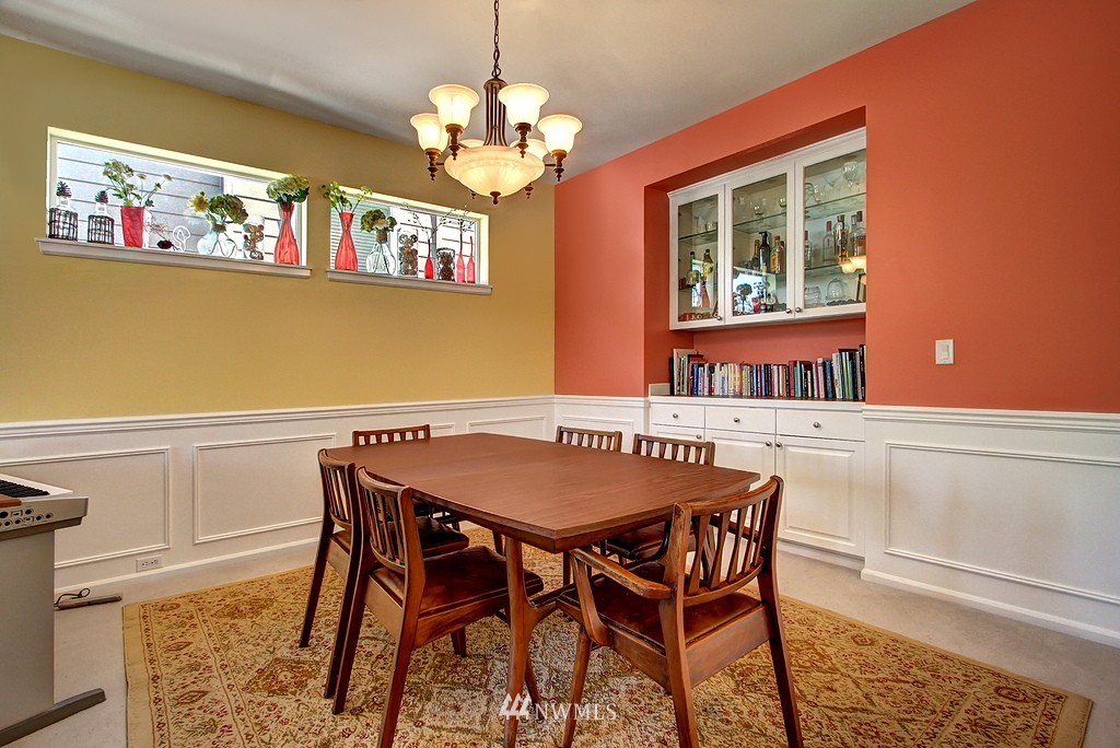 16842 164th Way Southeast Renton, WA 98058 - Photo 6 of 25 Gallery Image 6
