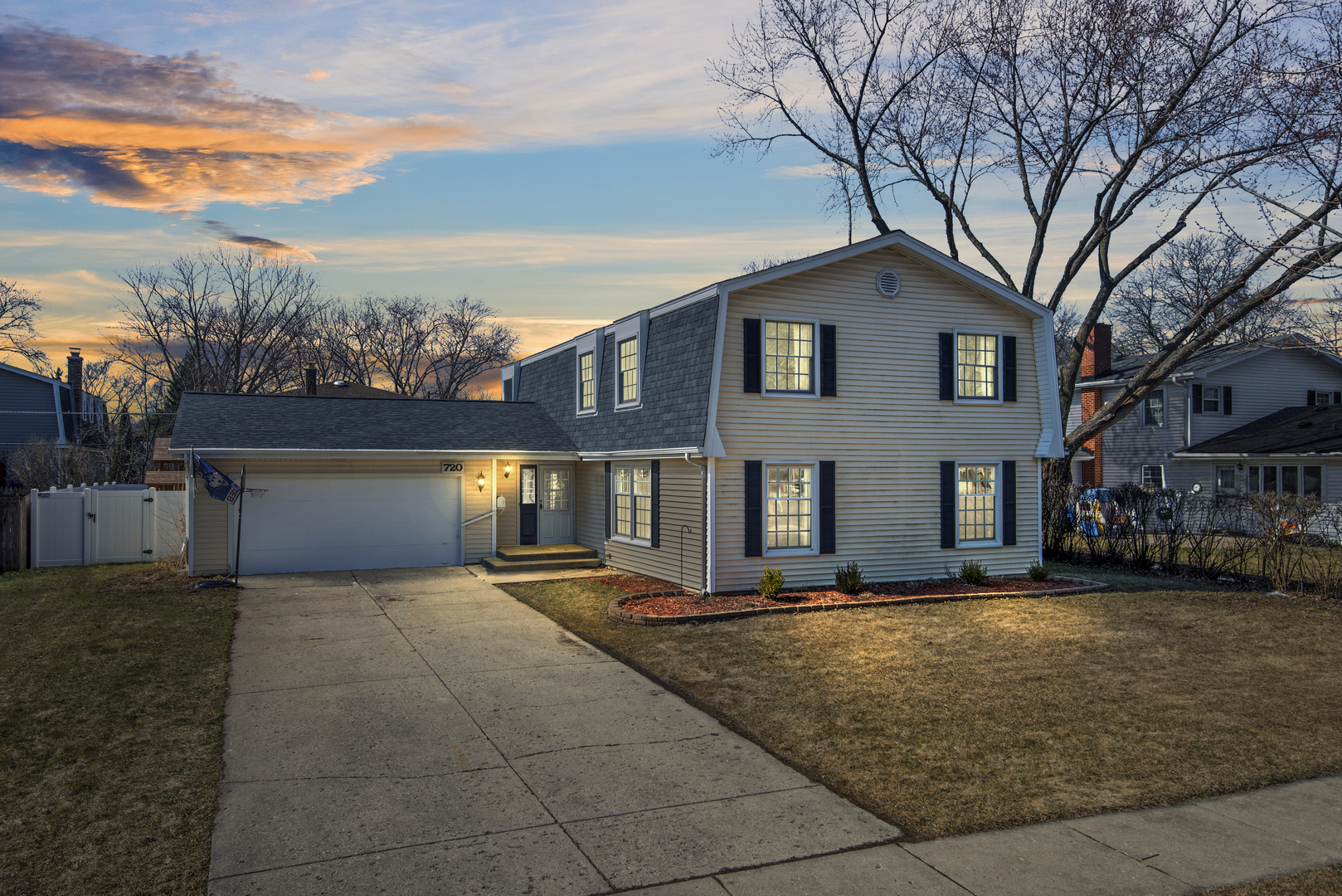 720 North Rohlwing Road Palatine, IL 60074 - Photo 1 of 20