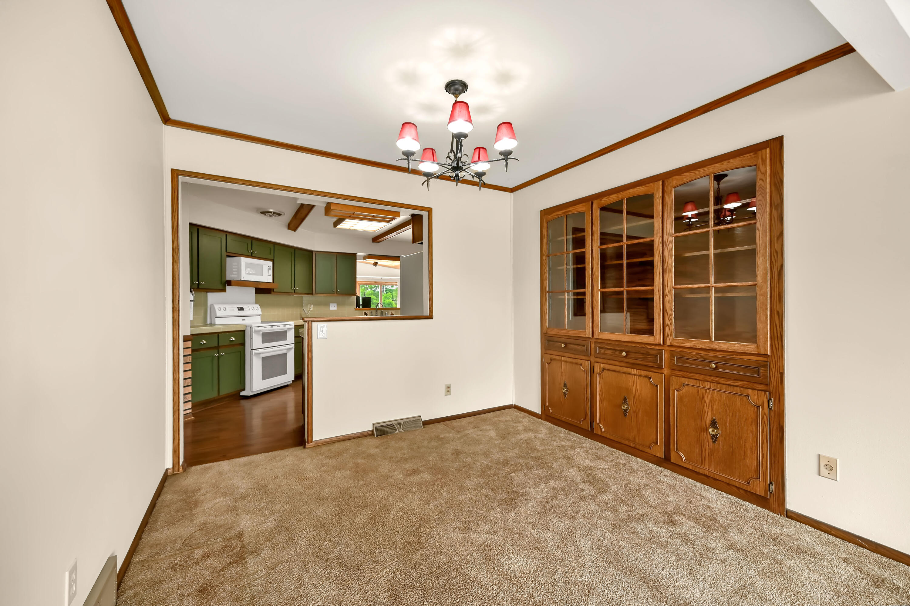 3370 North 129th Street Brookfield, WI 53005 - Photo 8 of 34 DZ3370-9