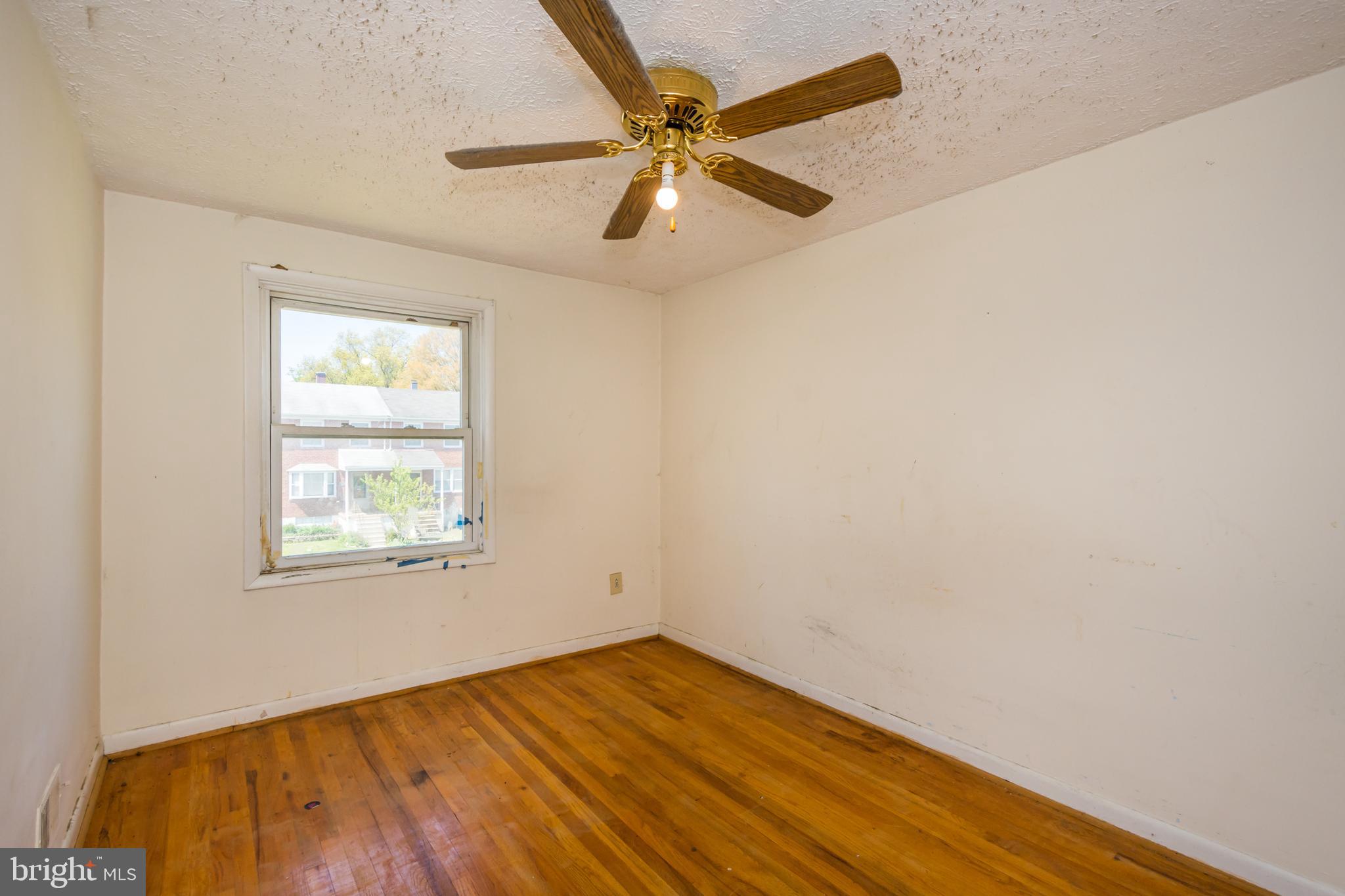 1691 Poles Road Baltimore, MD 21221 - Photo 14 of 27