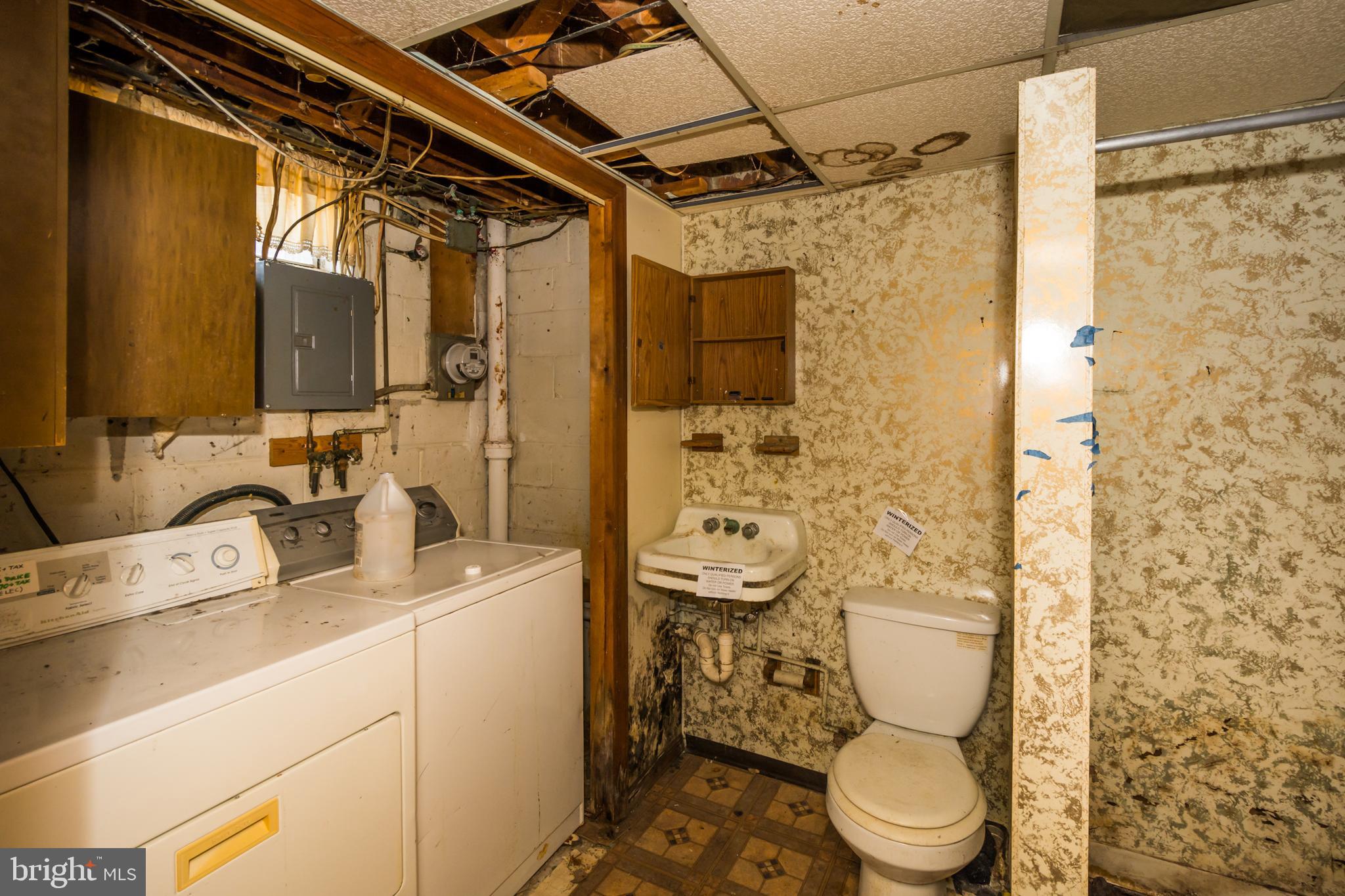 1691 Poles Road Baltimore, MD 21221 - Photo 23 of 27