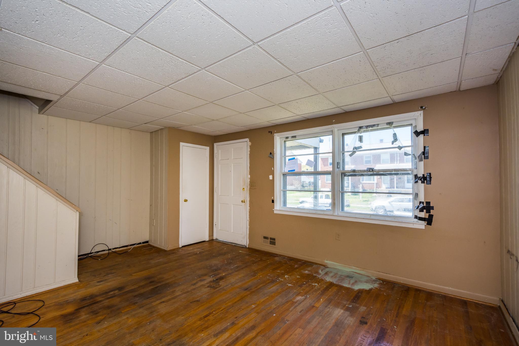 1691 Poles Road Baltimore, MD 21221 - Photo 5 of 27