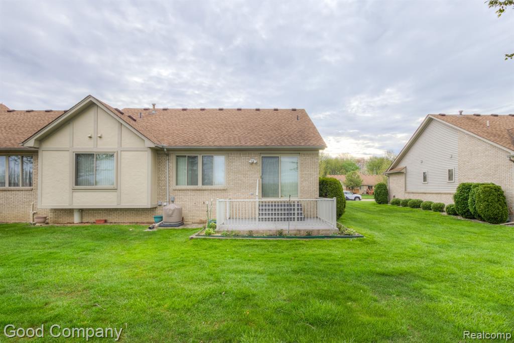 50837 Raintree Circle Chesterfield, MI 48047 - Photo 34 of 37
