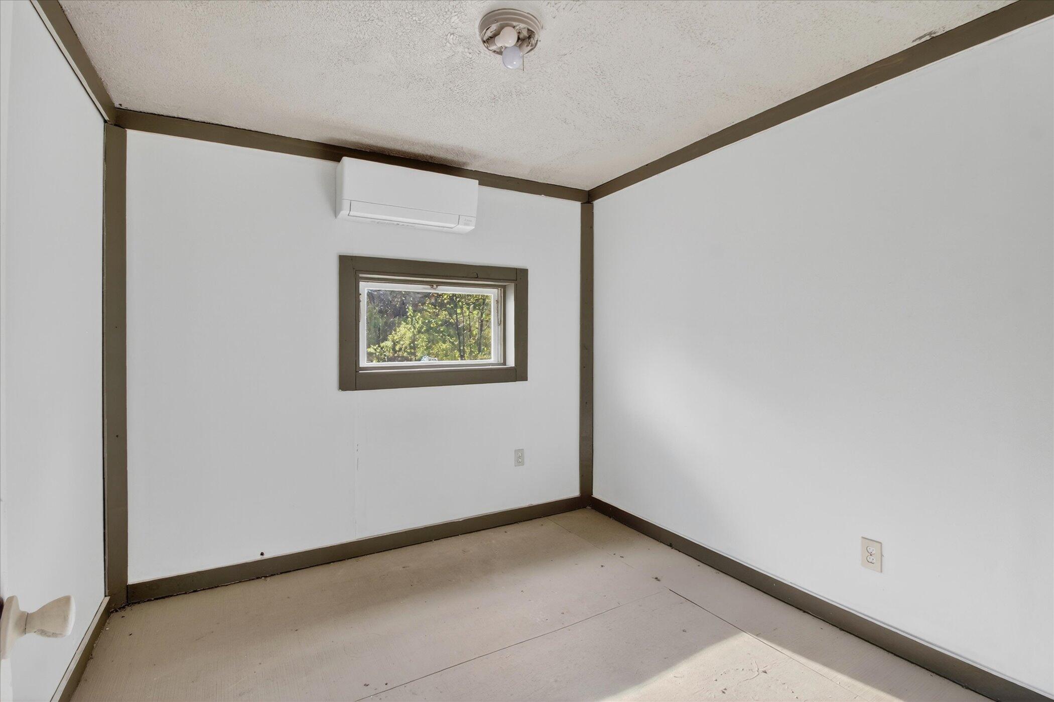 18426 14 Mile Road Leroy, MI 49655 - Photo 9 of 40 16-104-N-Andrea-Ln-St-Louis-Windowstill