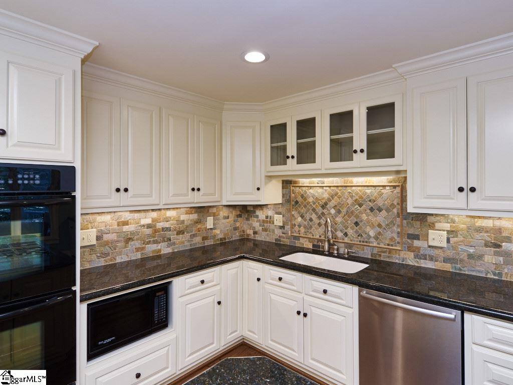2101 Cleveland St Extension Greenville, SC 29607 - Photo 10 of 32