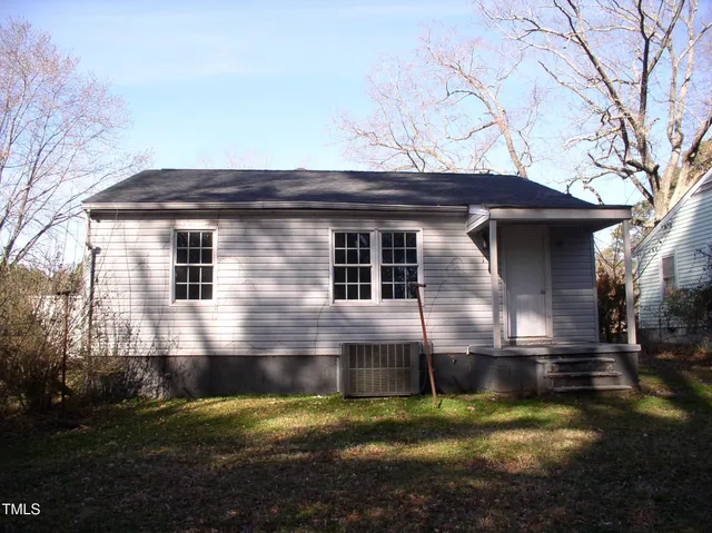 $114,900 | 105 South Elizabeth Street, Henderson, NC 27536