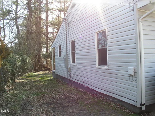 $114,900 | 105 South Elizabeth Street, Henderson, NC 27536