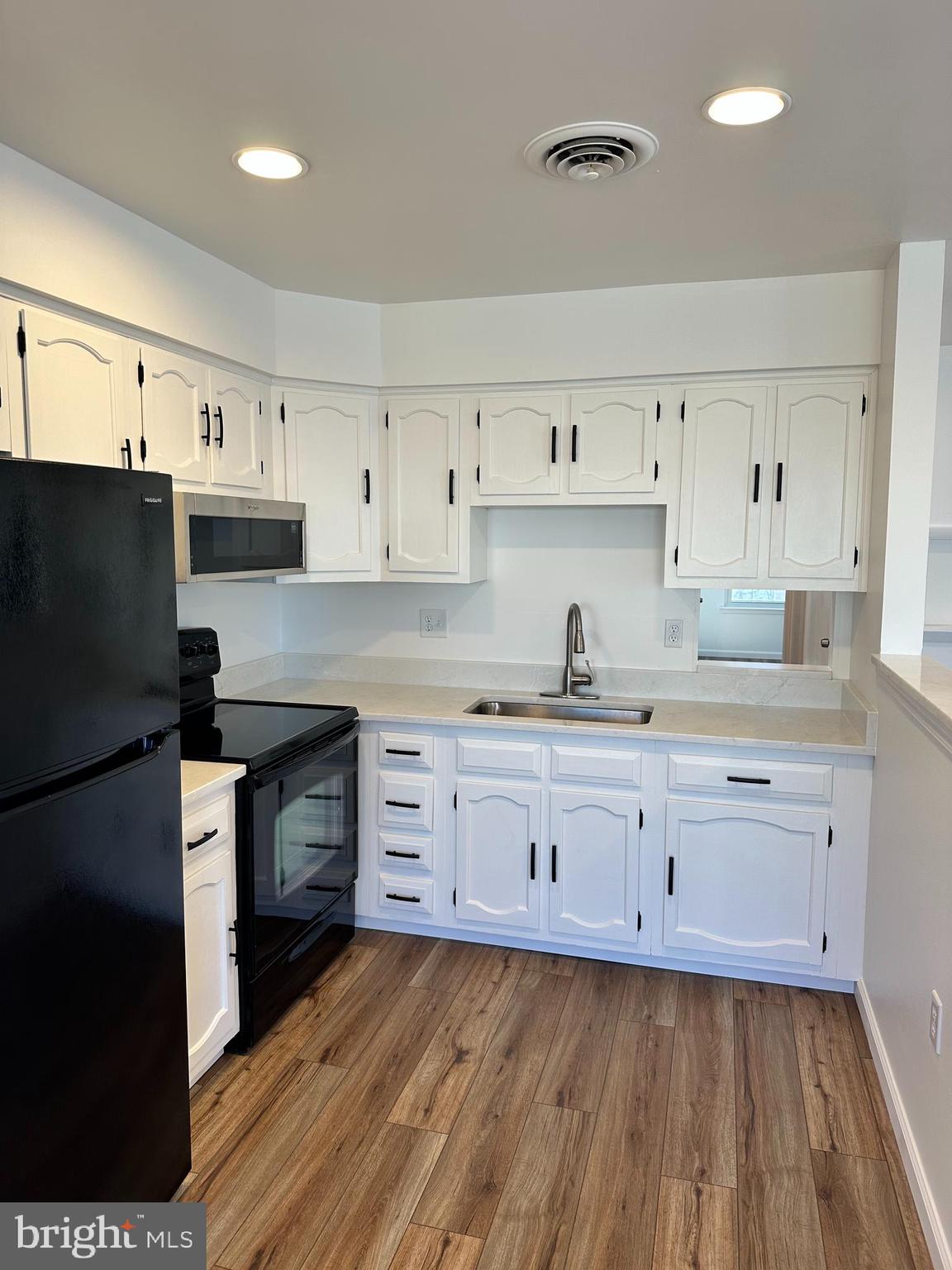7044 Basswood Road, Unit 11 Frederick, MD 21703 - Photo 4 of 17