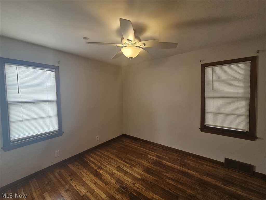 3709 Woodridge Road Cleveland Heights, OH 44121 - Photo 2 of 8