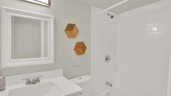 $1,100 | 4501 Speedway, Unit 104, Austin, TX 78751