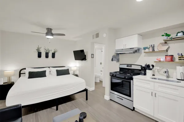 $1,100 | 4501 Speedway, Unit 104, Austin, TX 78751