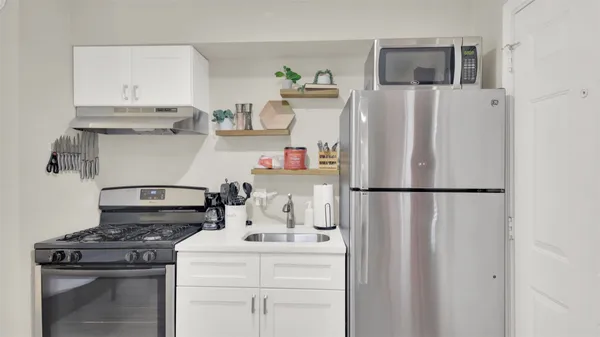 $1,100 | 4501 Speedway, Unit 104, Austin, TX 78751