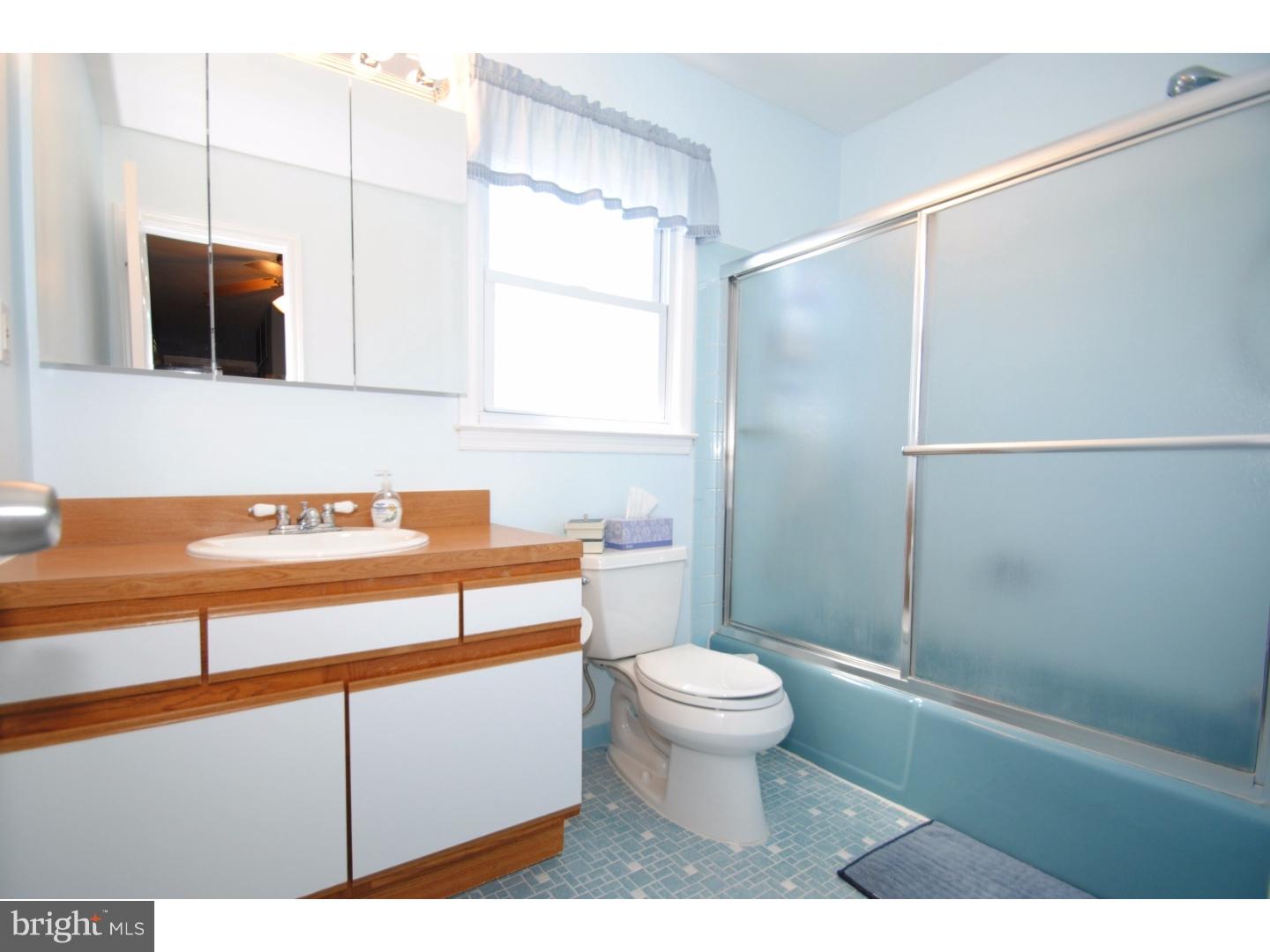 14 Wolfpack Road Hamilton, NJ 08619 - Photo 21 of 21 Bathroom