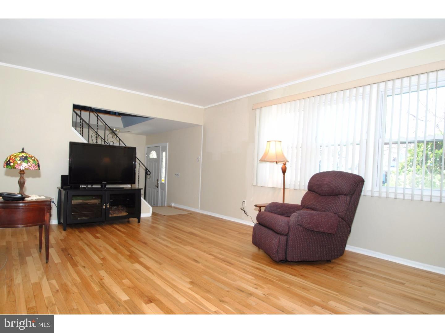 14 Wolfpack Road Hamilton, NJ 08619 - Photo 4 of 21 Family Room