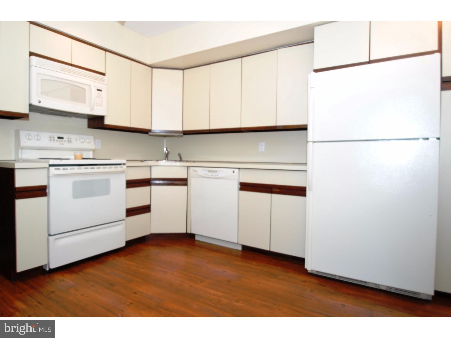 14 Wolfpack Road Hamilton, NJ 08619 - Photo 7 of 21 Kitchen