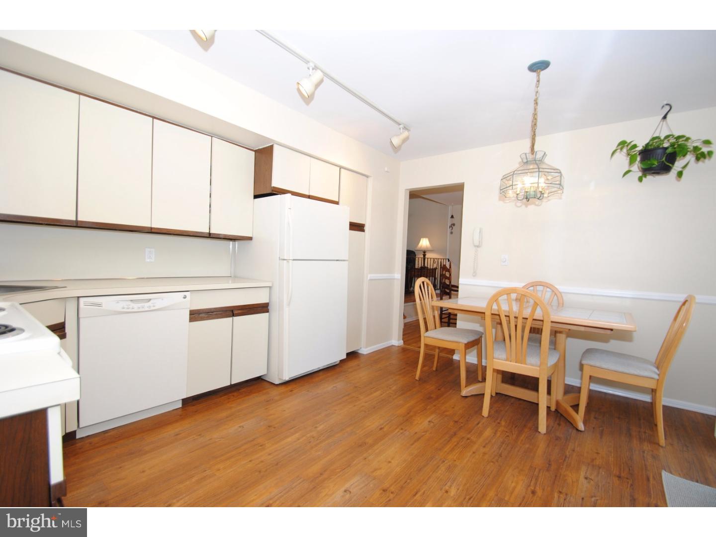 14 Wolfpack Road Hamilton, NJ 08619 - Photo 8 of 21 Kitchen