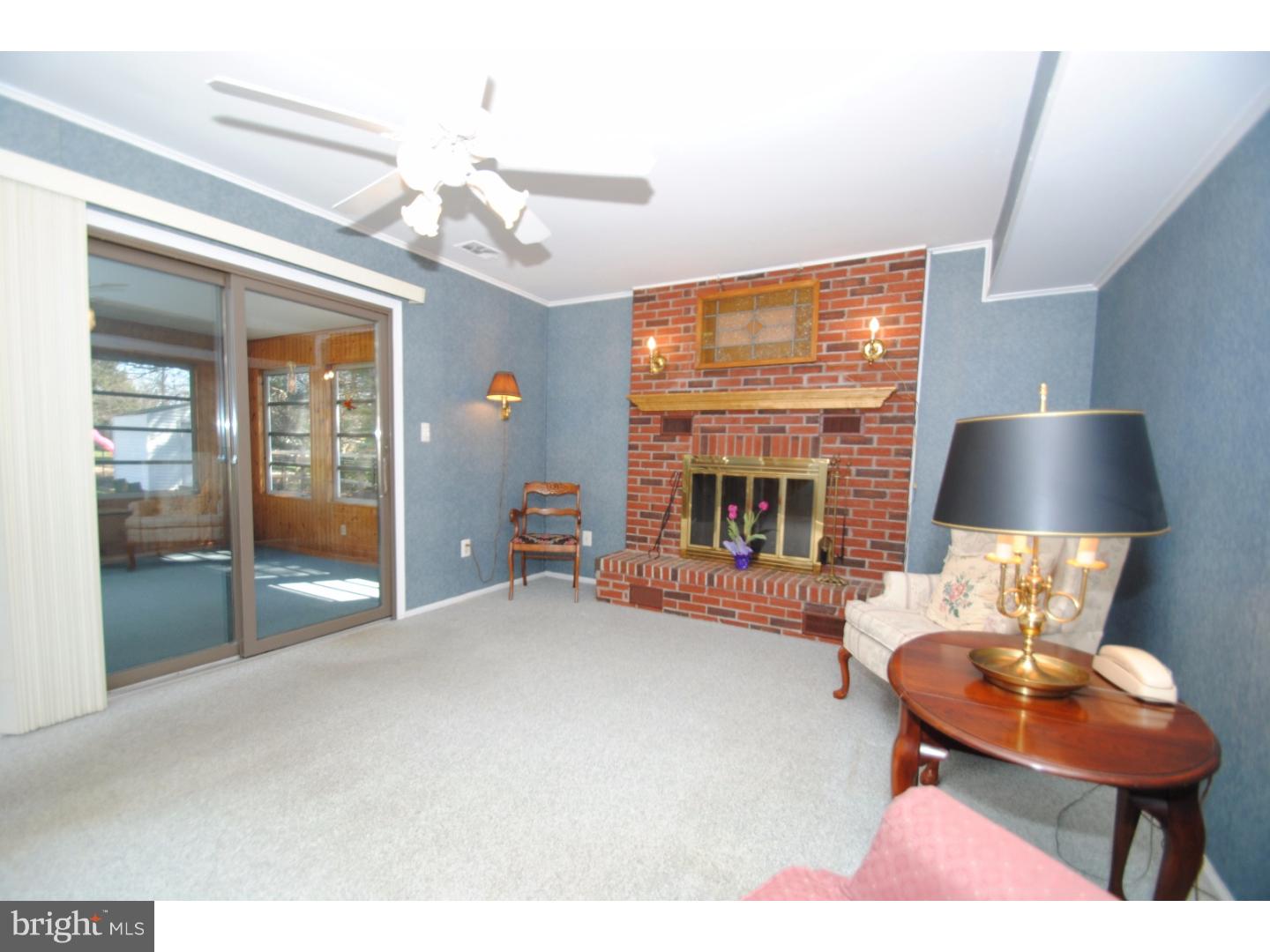 14 Wolfpack Road Hamilton, NJ 08619 - Photo 9 of 21 Living Room