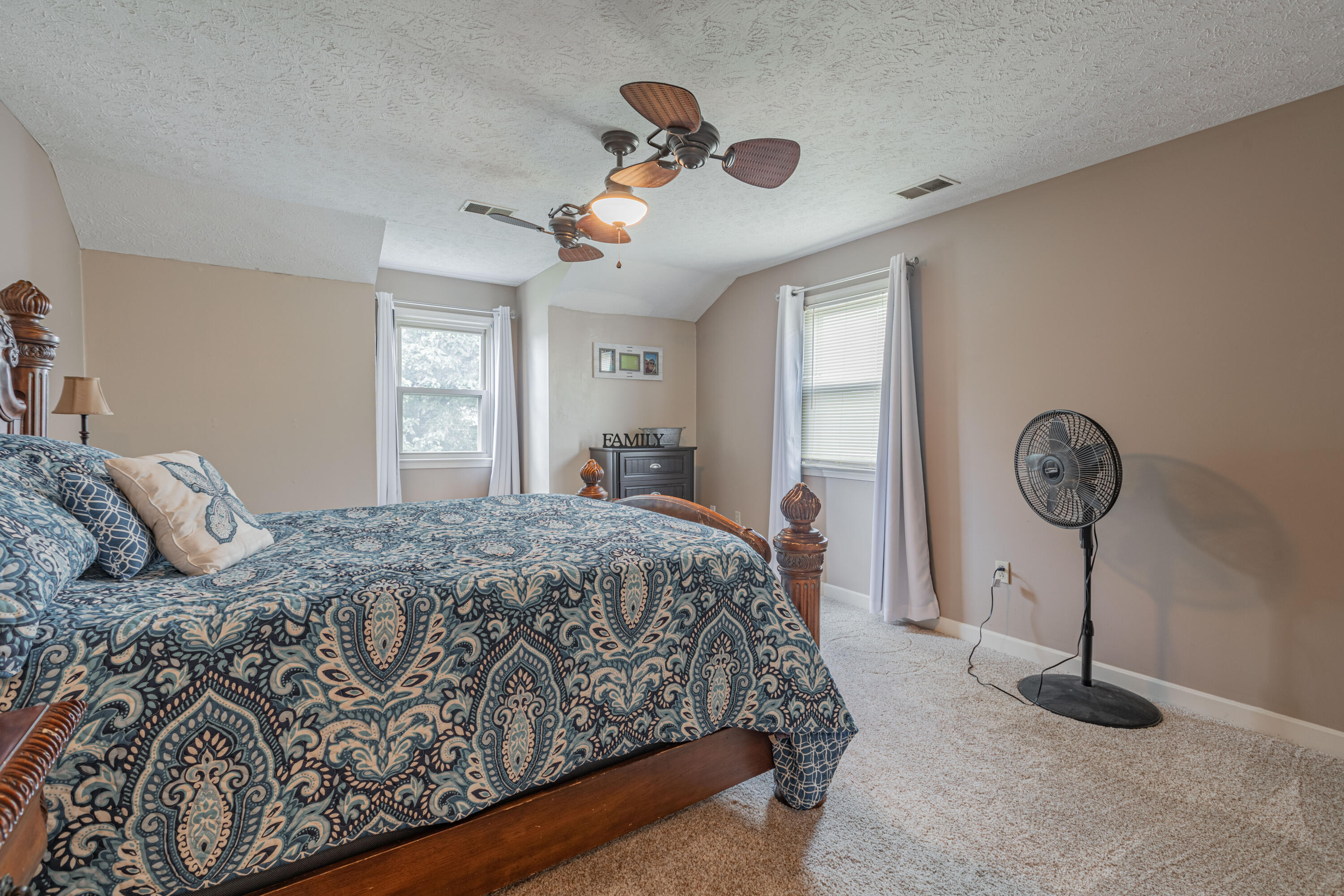 128 Locust Ridge Road Frankfort, KY 40601 - Photo 13 of 28 2S7A4132-HDR