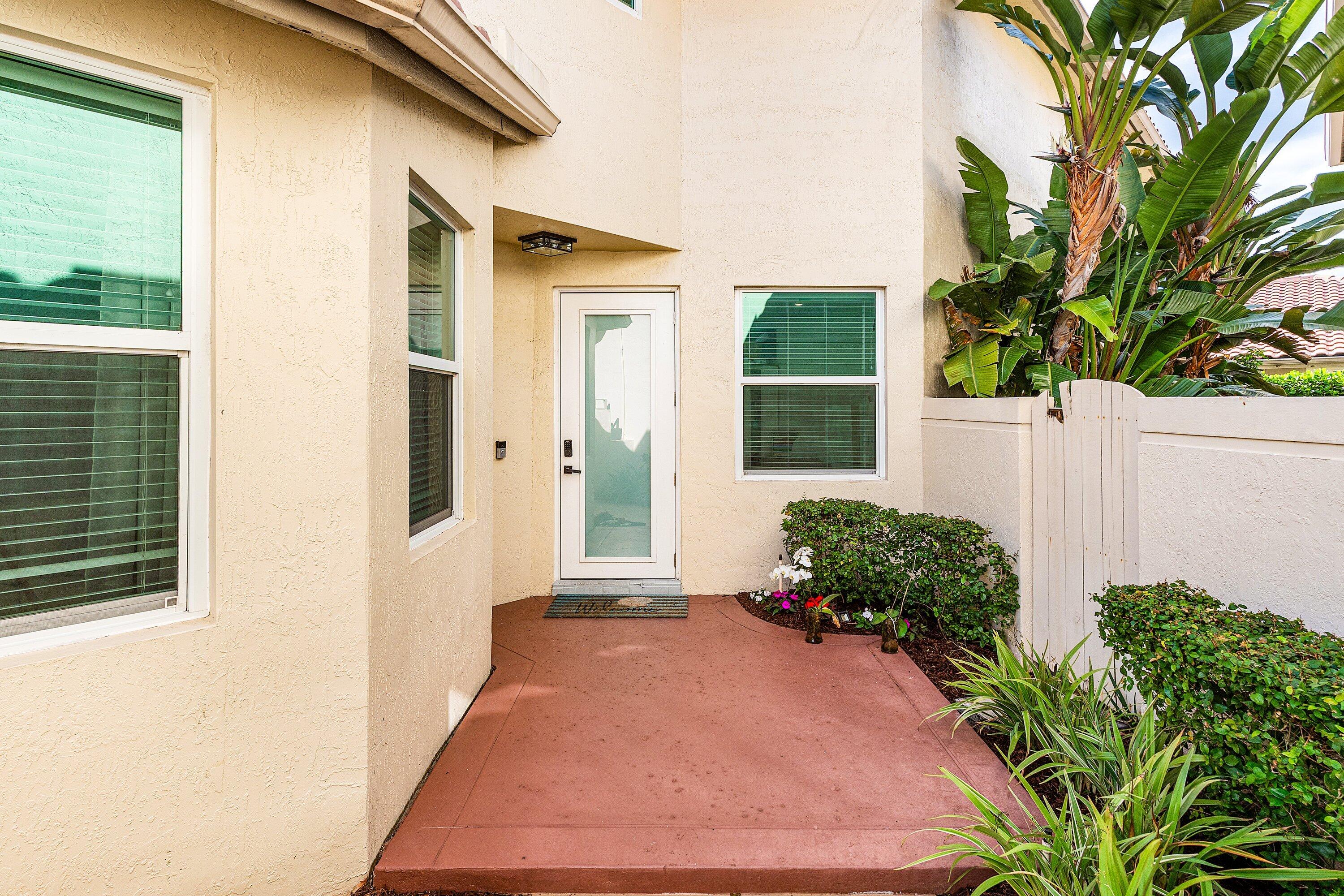 5183 Northwest 25th Way Boca Raton, FL 33496 - Photo 4 of 73 005-5183Northwest25thWay-BocaRaton-FL-33