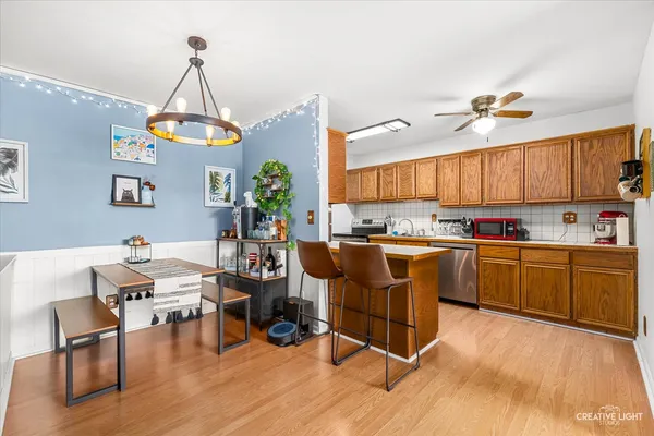 $170,000 | 1050 North Farnsworth Avenue, Unit 403, Aurora, IL 60505