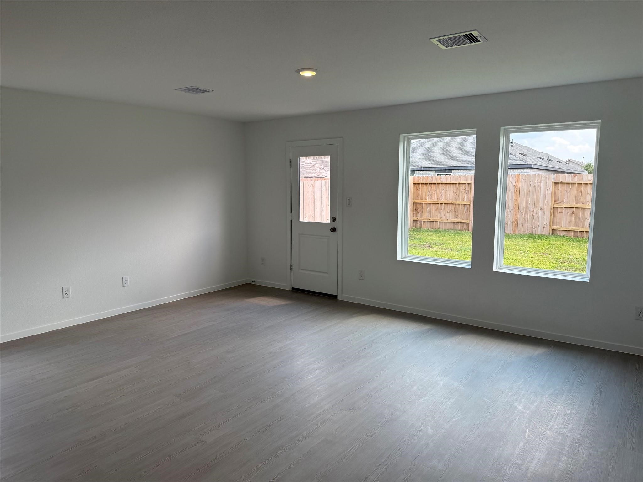2527 Night Emerald Drive Rosharon, TX 77583 - Photo 14 of 16
