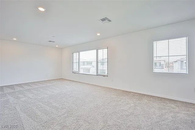 $3,000 | 7428 Legacy Pt Street, Las Vegas, NV 89113